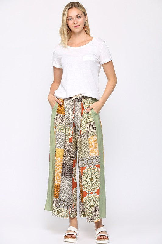 Patterned Art Print and Solid Mixed Side Pocket Pants.